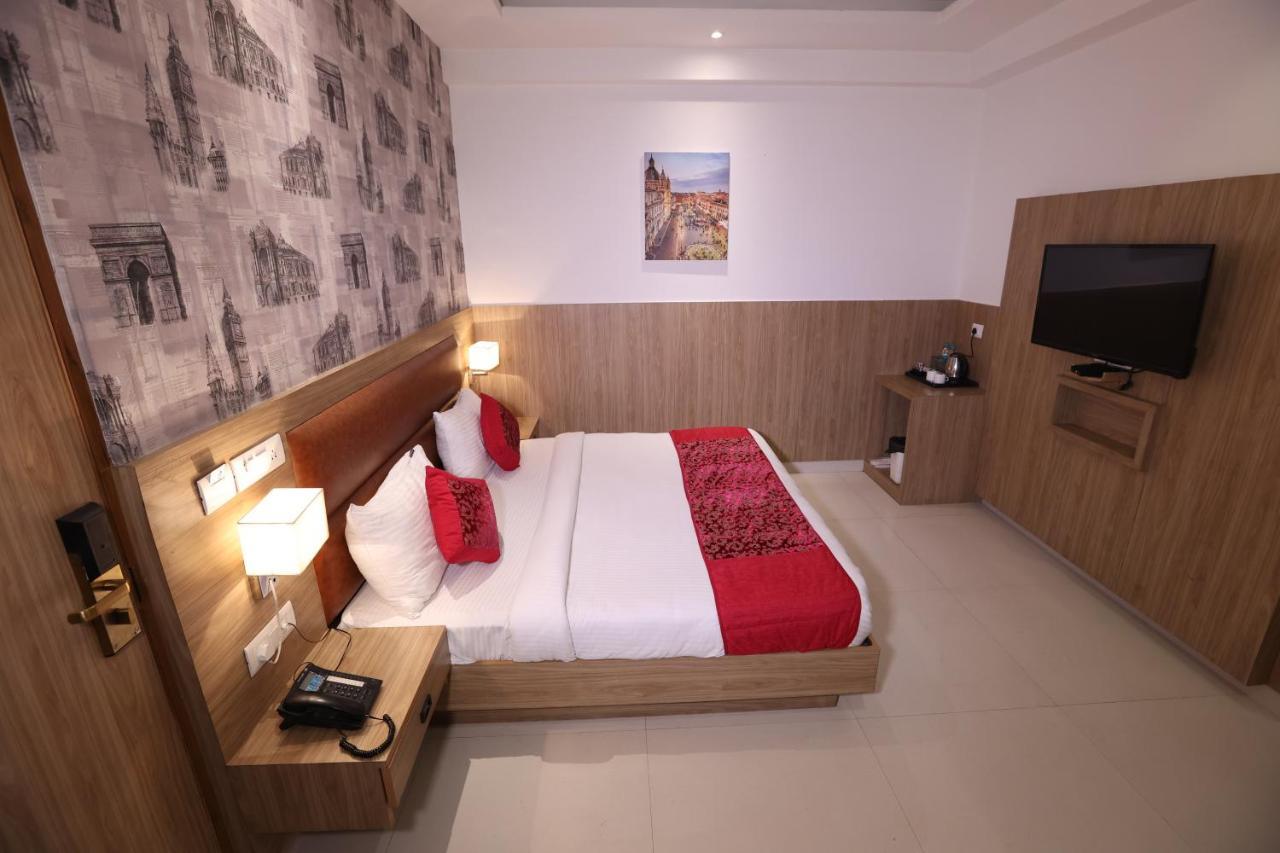Hotel Salt And Rove New Delhi Aiport Exterior photo