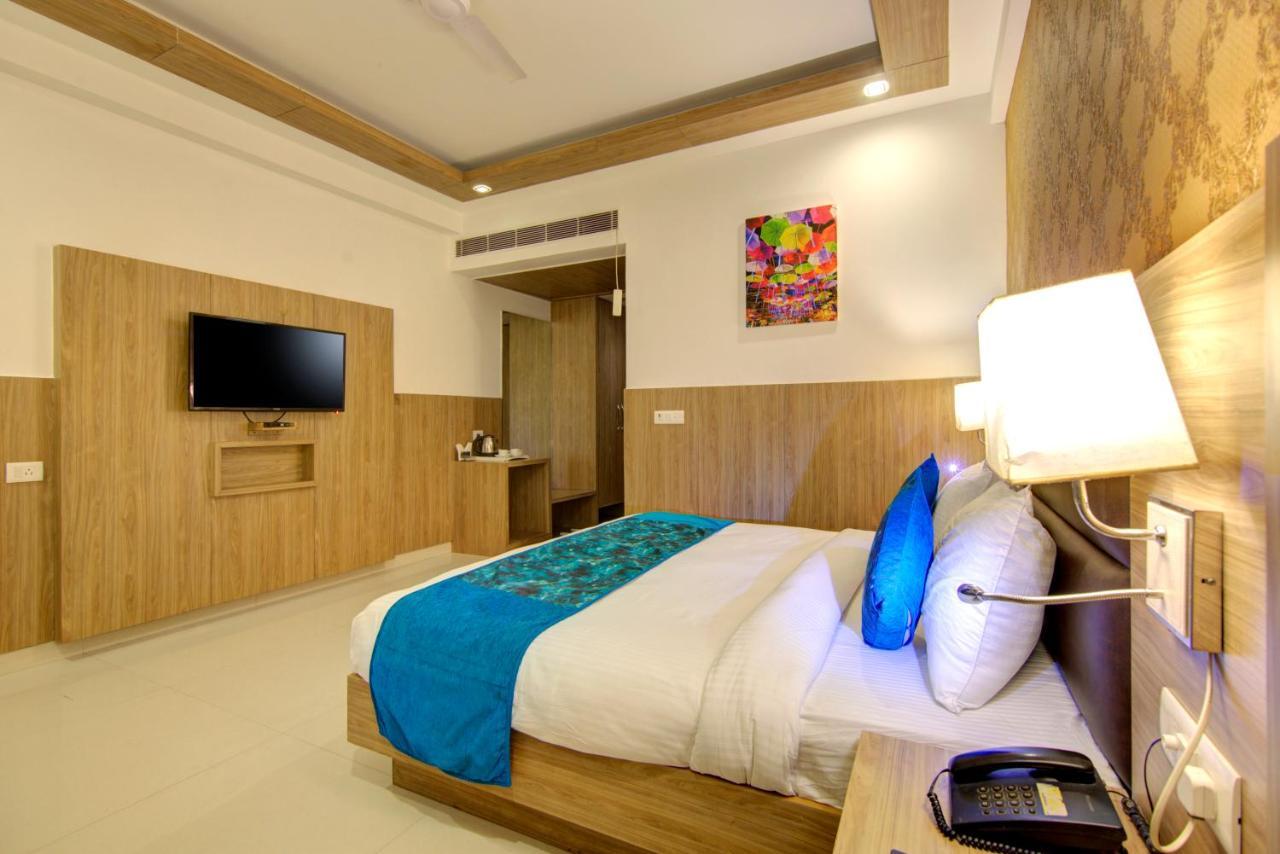 Hotel Salt And Rove New Delhi Aiport Exterior photo