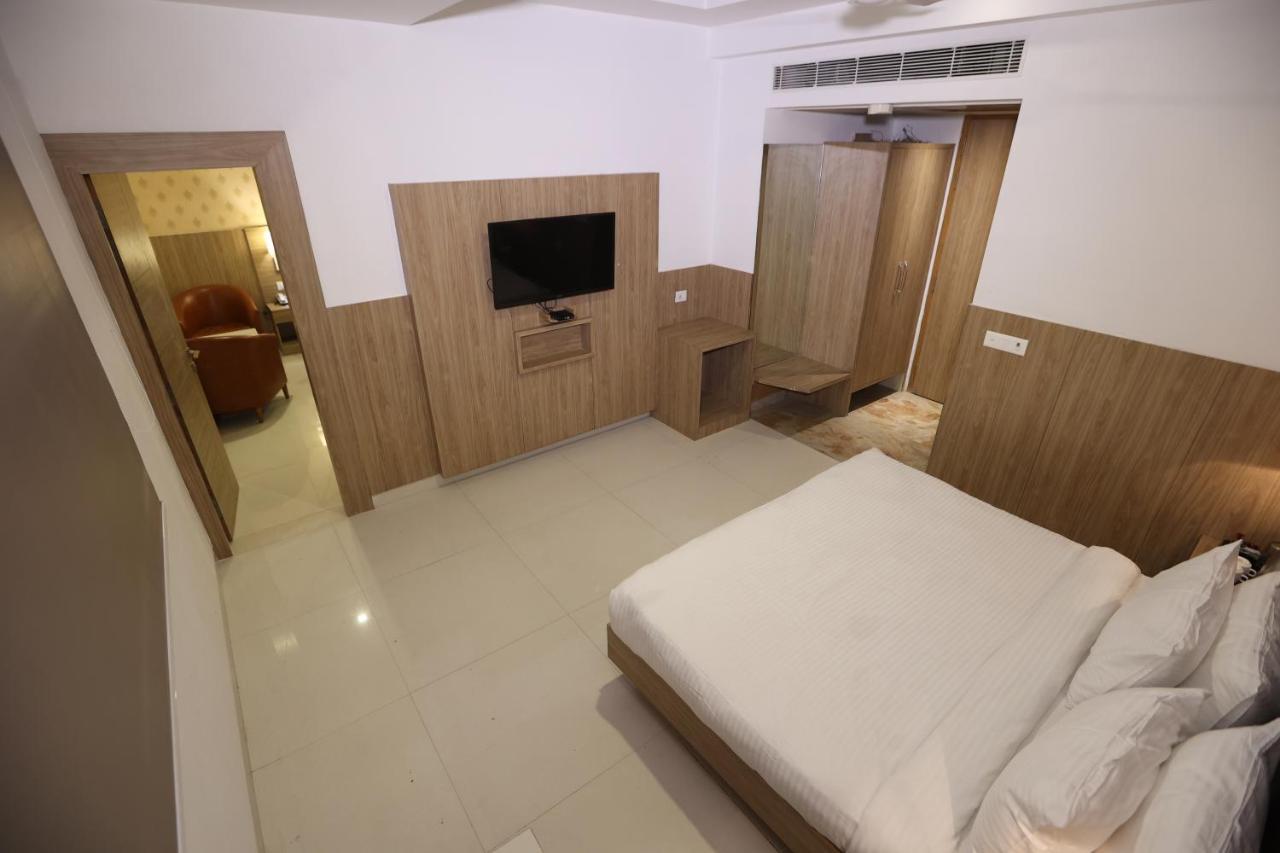 Hotel Salt And Rove New Delhi Aiport Exterior photo