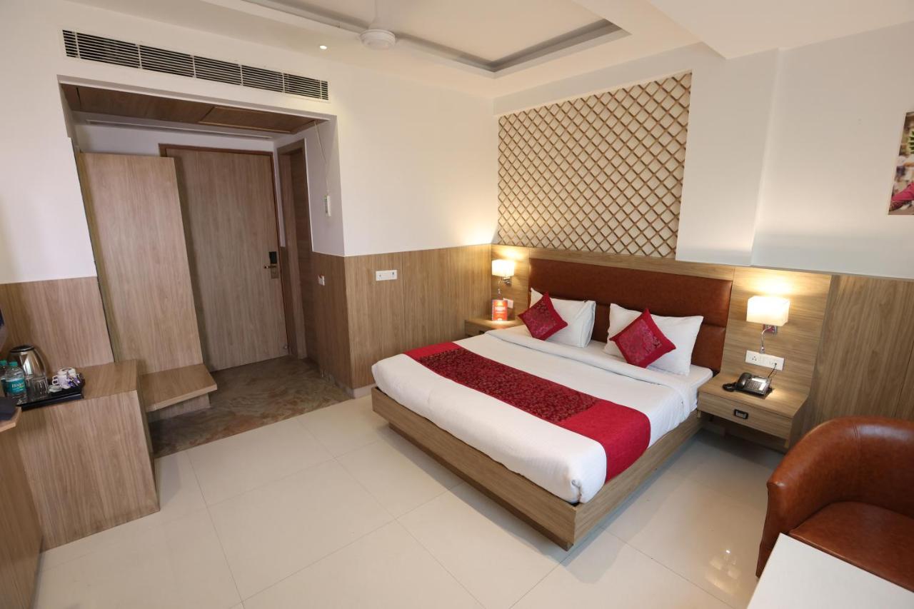 Hotel Salt And Rove New Delhi Aiport Exterior photo